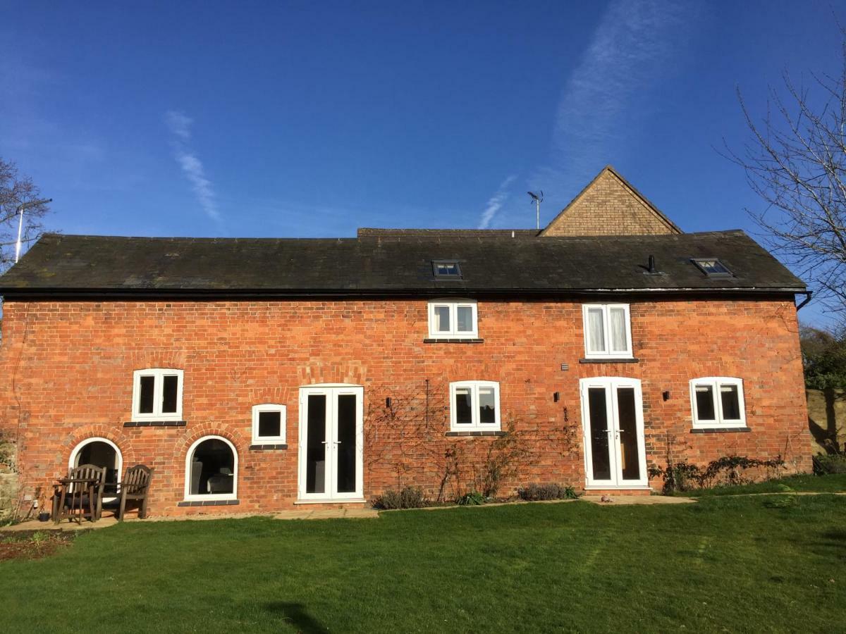 The Old Bakery Barn Pattishall Exterior foto